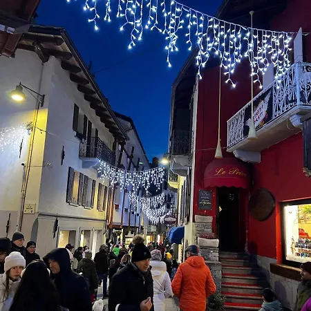 Nyaraló Incantevole In Centro A